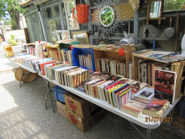 Boutique brocante de Lauris dans le Vaucluse — intérieur 7